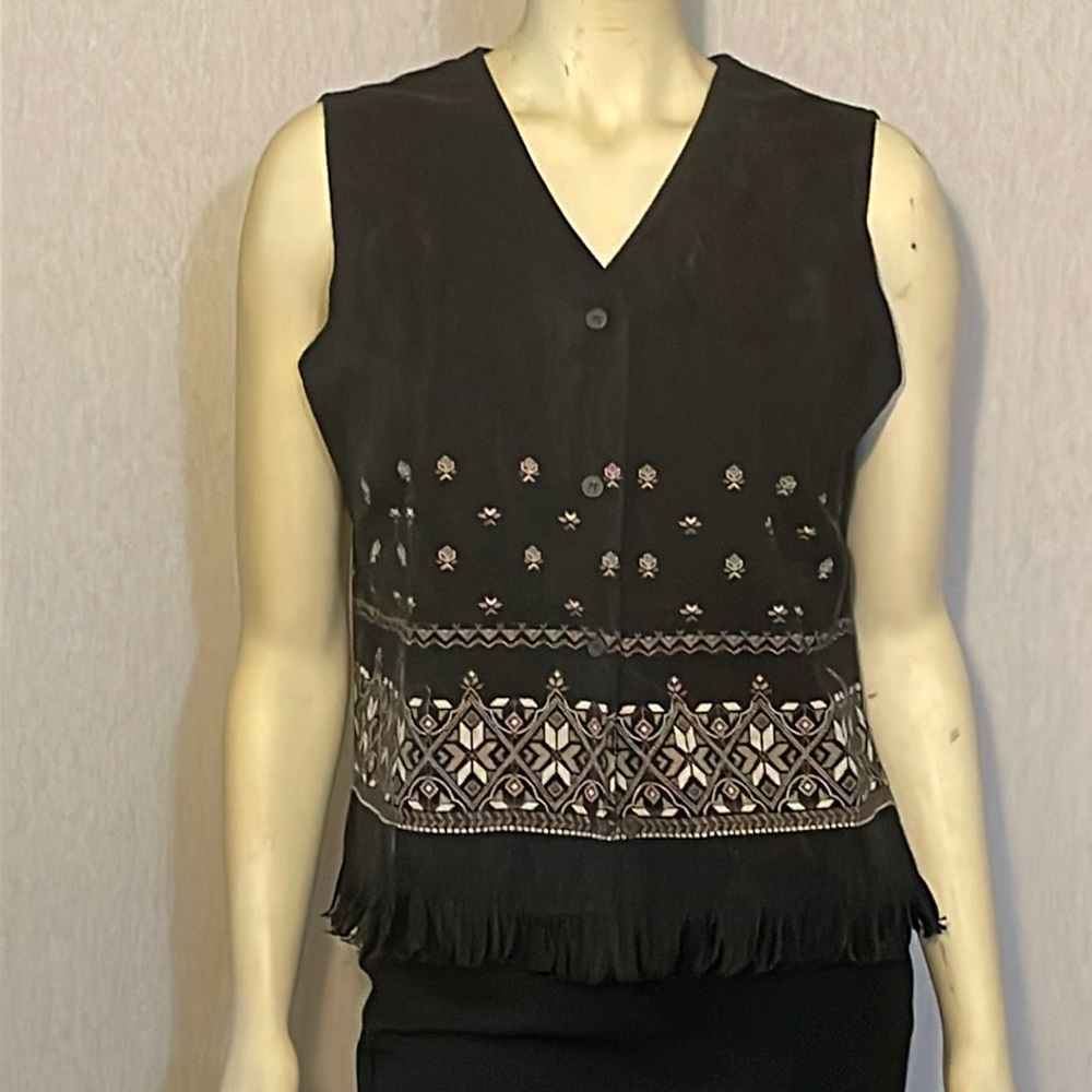 Notation western, fringed printed vest.